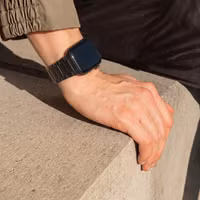 Accezz Mat Titanium bandje Apple Watch | 38/40/41/42 mm - Zwart