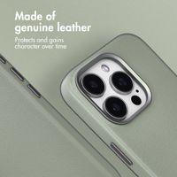 Accezz Leather Back Cover with MagSafe Apple iPhone 15 Pro - Light Grey