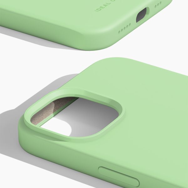 iDeal of Sweden Silicone Case iPhone 14 / 13 - Mint