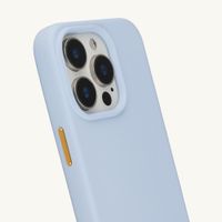 Selencia Rivièra MagSafe Backcover met afneembare haakjes Apple iPhone 15 Pro - Powder Blue