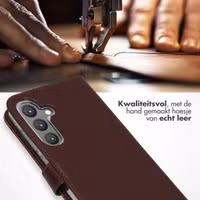 Selencia Echt Leren Bookcase Samsung Galaxy S24 Plus - Donkerbruin