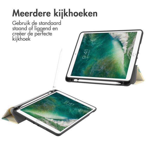 imoshion Design Trifold Bookcase Apple iPad 6 (2018) 9.7 inch / iPad 5 (2017) 9.7 inch / Air 2 (2014)/Air 1 (2013) - Citrus Dream