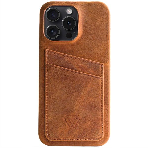 Wachikopa Full Wrap C.C. Backcover met 2 pashouders iPhone 15 Pro - Camel