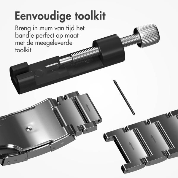 Accezz Mat Titanium bandje Apple Watch Series 1 t/m 9 / SE (38/40/41 mm) | Series 10 / 11 (42 mm) - Zilver