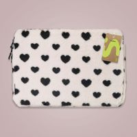 imoshion Fluffy Laptop hoes 15-16 inch - Laptopsleeve - Hearts