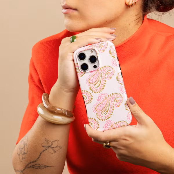 Selencia Vivid Backcover Apple iPhone 17e / 16e - Paisley Blush