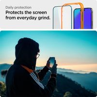 Spigen GLAStR EZ Fit Screenprotector + Applicator Apple iPhone 14 Pro Max