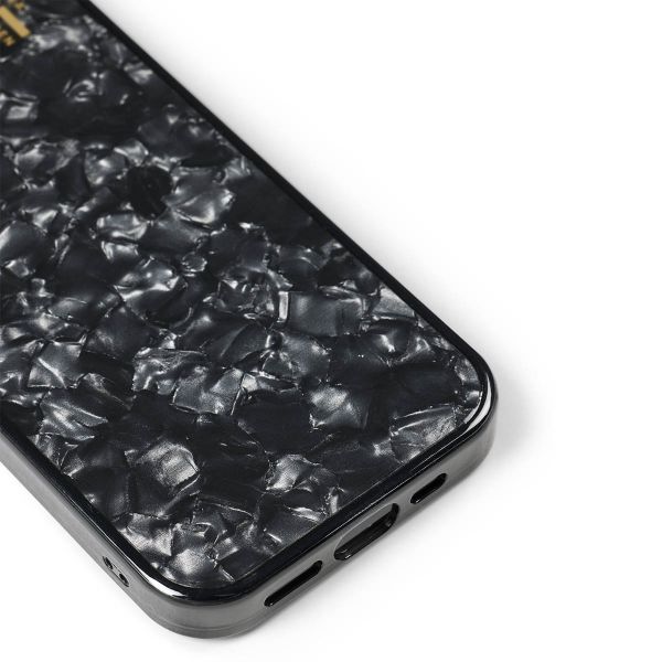 iDeal of Sweden Pearlized Case iPhone 13 / 14 / 15 - Zwart