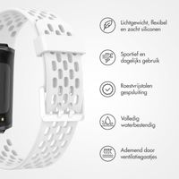 imoshion Siliconen sport bandje met gaatjes Fitbit Charge 5 / Charge 6 - Wit