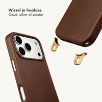Selencia Rivièra MagSafe Backcover met afneembare haakjes iPhone 12 / 12 Pro - Choco Brown