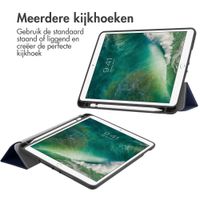 imoshion Trifold Bookcase Apple iPad 6 (2018) 9.7 inch / iPad 5 (2017) 9.7 inch / Air 2 (2014)/Air 1 (2013) - Donkerblauw