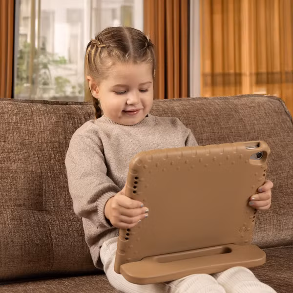 imoshion Kidsproof Backcover met handvat Samsung Galaxy Tab A11 Plus / A9 Plus - Bruin