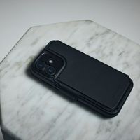 Decoded 2 in 1 Leather Detachable Wallet MagSafe Apple iPhone 17 - Solid Clay