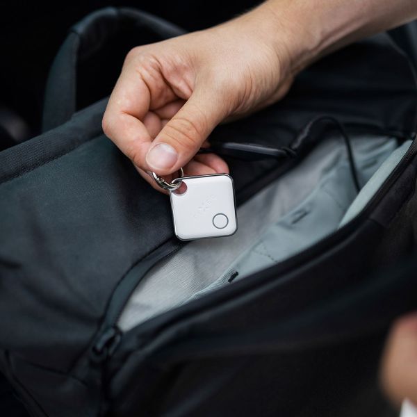 Fixed Tag - Bluetooth Tracker voor iOS - 4 pack - Zwart / Wit