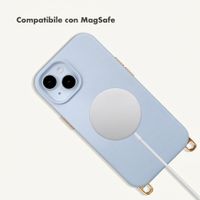 Selencia Rivièra MagSafe Back Cover with detachable hooks Apple iPhone 15 - Powder Blue