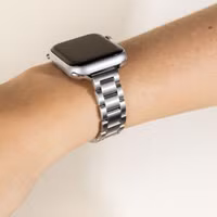 Selencia Slim Steel schakelbandje Apple Watch Series 1 t/m 9 / SE (38/40/41 mm) | Series 10 / 11 (42 mm) - Zilver