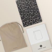 Selencia Sabi Bookcase with Leopard Print Samsung Galaxy Tab A11 Plus - Midnight Black