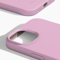 iDeal of Sweden Silicone Case iPhone 14 / 13 - Bubble Gum Pink