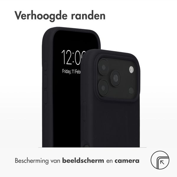 Accezz Liquid Silicone Backcover met MagSafe Apple iPhone 18 Pro Max / 17 Pro Max - Zwart