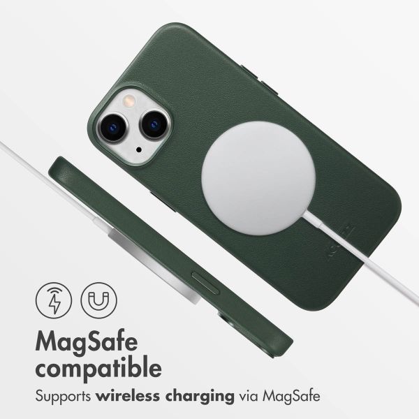 Accezz Leather Back Cover with MagSafe Apple iPhone 14 - Cedar Green