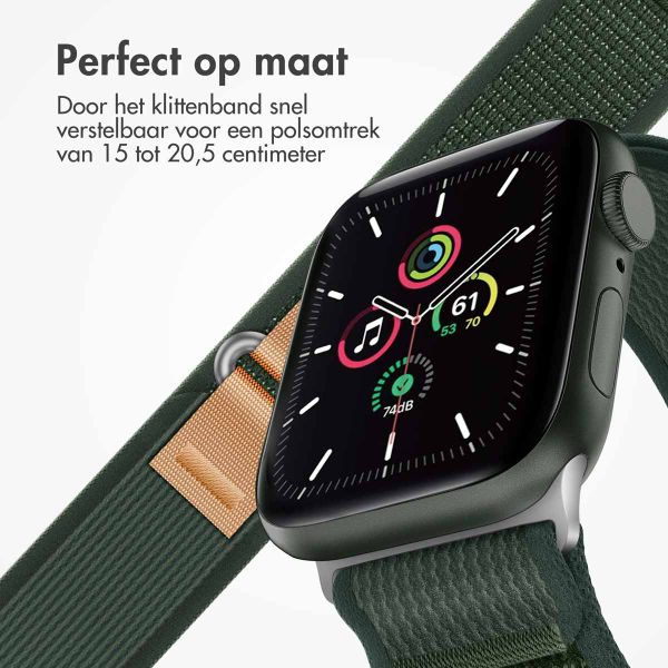 imoshion Nylon Trail bandje Apple Watch Series 1 t/m 9 / SE (38/40/41 mm) | Series 10 (42 mm) - Legergroen