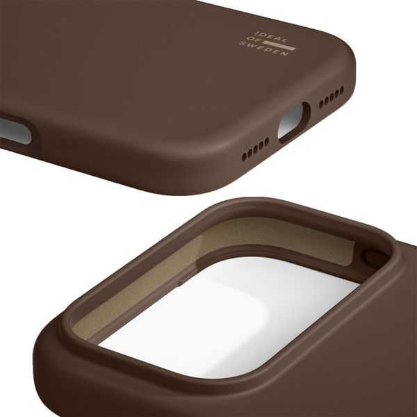 iDeal of Sweden Silicone Case met MagSafe Apple iPhone 17 Pro Max - Mocha Mousse