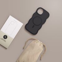 Selencia Wavy Backcover met MagSafe Apple iPhone 14 / 13 - Zwart