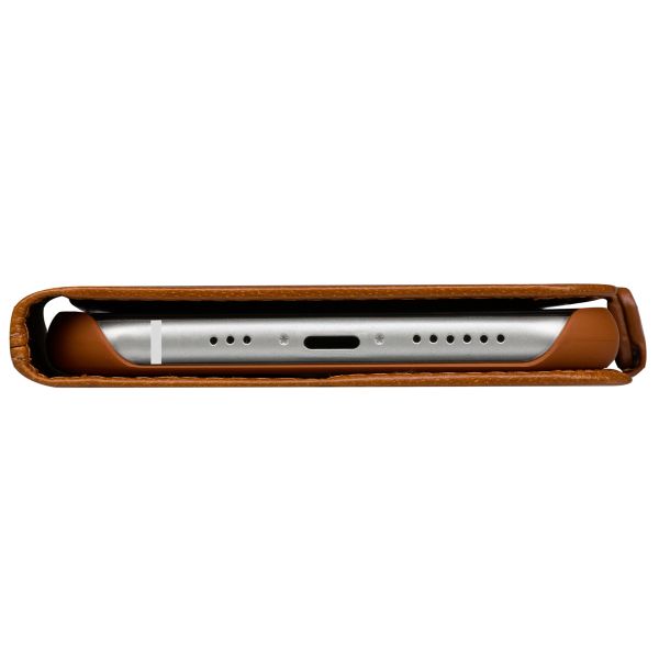 dbramante1928 Copenhagen Bookcase Apple iPhone SE (2022 / 2020) / 8 / 7 - Bruin