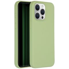 Accezz Liquid Silicone Backcover Apple iPhone 15 Pro Max - Groen