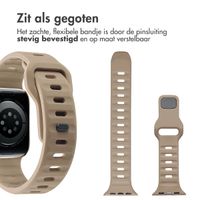 imoshion Active Sport siliconenbandje Apple Watch Series 1 t/m 10 / SE / Ultra (2) (44/45/46/49 mm) - Bruin