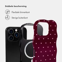 Selencia Vivid Wavy Backcover met MagSafe Apple iPhone 16 Pro - Happy Dots Burgundy