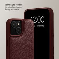 Selencia Nova Telefoonhoes met Koord en Pashouder Apple iPhone 15 - Bold Burgundy