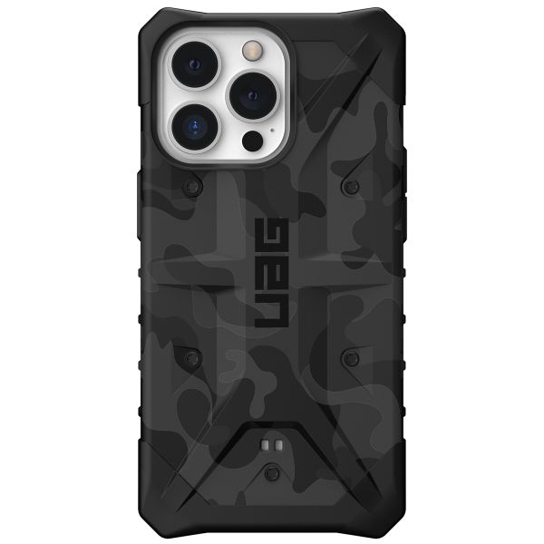 UAG Pathfinder Backcover iPhone 13 - Midnight Camo