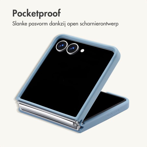 imoshion Color Guard Backcover met MagSafe Samsung Galaxy Z Flip 8 - Lichtblauw