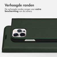 Accezz Premium Leather Slim Bookcase Apple iPhone 12 (Pro) - Groen