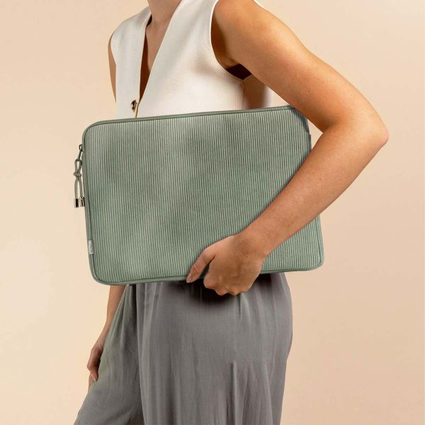 Selencia Corduroy Laptop hoes 15-16 inch - Laptopsleeve - Pistache Cream