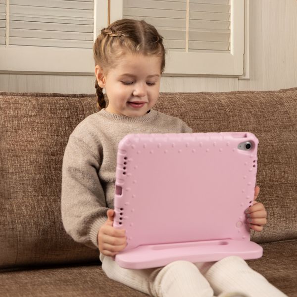 imoshion Kids-Proof Back Cover with Handle Apple iPad 11 (2025) 11 inch A16 / iPad 10 (2022) 10.9 inch - Light Pink