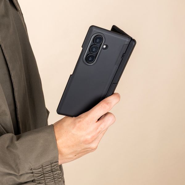 imoshion Color Guard met Stand Samsung Galaxy Z Fold 8 Ultra - Zwart