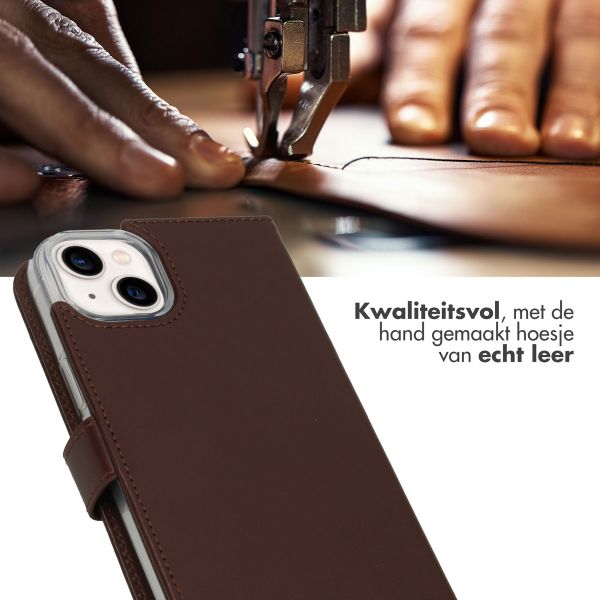 Selencia Echt Lederen Bookcase iPhone 14 Plus - Bruin