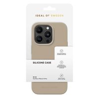 iDeal of Sweden Silicone Case iPhone 14 Pro - Beige