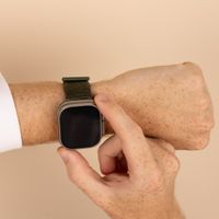imoshion Nylon bandje Apple Watch Series 1 t/m 11 / SE / Ultra (44/45/46/49 mm) - Army Green