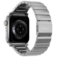 Nomad Titanium schakelband Apple Watch Series 1 t/m 10 / SE / Ultra (2) (44/45/46/49 mm) - Zilver