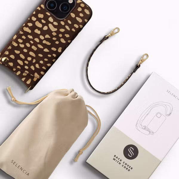 Selencia Nova Real Leather Backcover met Koord en Pashouder Apple iPhone 16 Pro - Fawn Chic