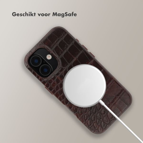Selencia Croco Backcover met MagSafe Apple iPhone 16 - Choco Brown