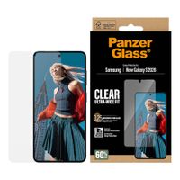 PanzerGlass Ultra-Wide Fit Anti-Bacterial Screenprotector incl. applicator Samsung Galaxy S26