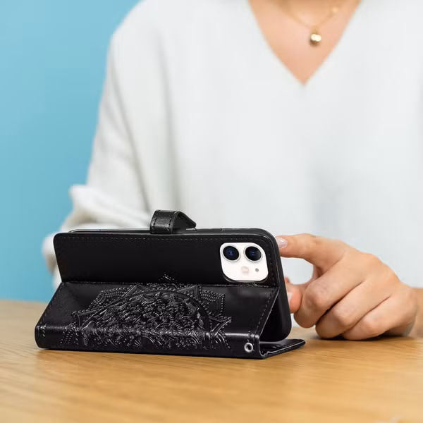 imoshion Mandala Bookcase Motorola Moto G30 / G20 / G10 (Power) - Zwart