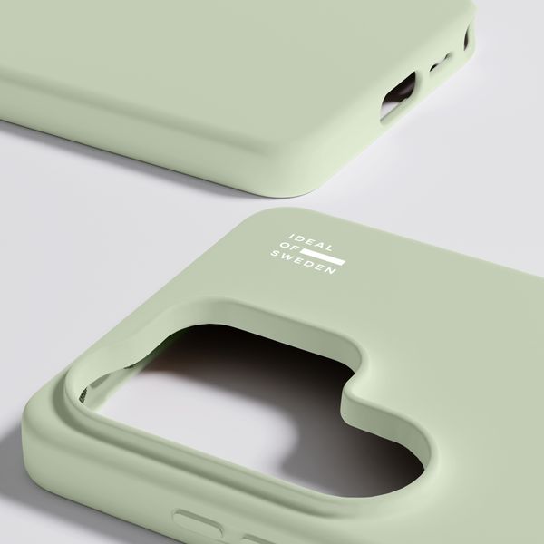 iDeal of Sweden Silicone Case met MagSafe Samsung Galaxy S26 Ultra - Sage Green