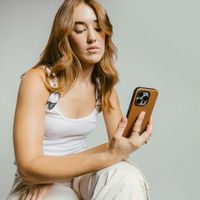 Nomad Modern Leather Case met MagSafe Apple iPhone 16 Pro Max - English Tan