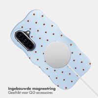 Selencia Vivid Wavy Backcover met MagSafe Samsung Galaxy A57 (5G) - Happy Dots Digital Sky