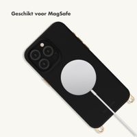 Selencia Rivièra MagSafe Backcover met afneembare haakjes Apple iPhone 15 Pro Max - Velvet Black